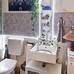 Stunning In With Wifi Apartment